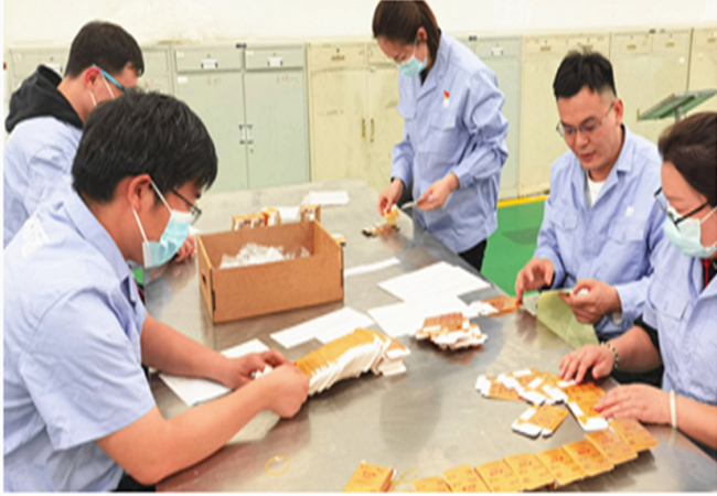 “黨員支援隊”支援包裝在行動(dòng)